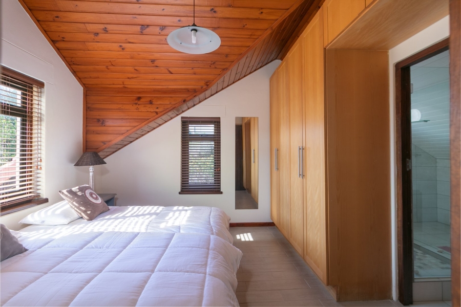 6 Bedroom Property for Sale in Pezula Golf Estate Western Cape